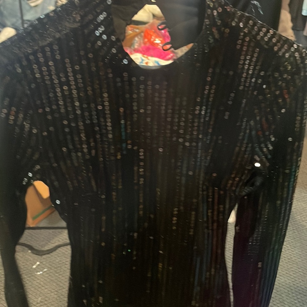 XS